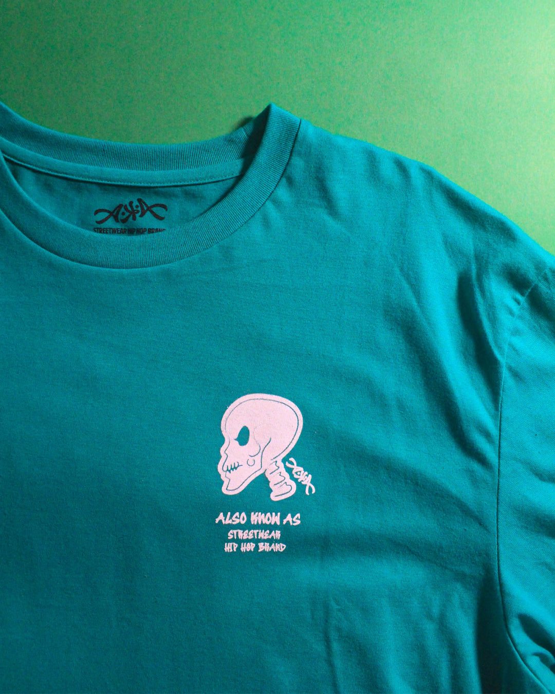 OVERSIZE AKA ESMERALDA