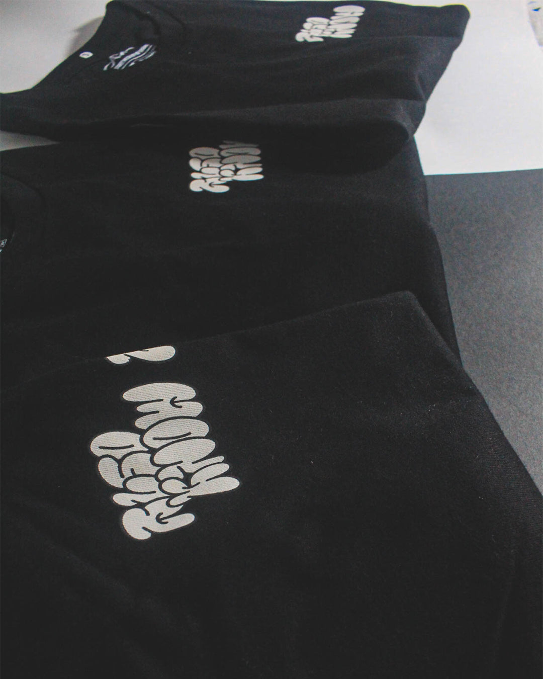 OVERSIZE MI AKA ES ____